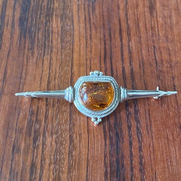 Vintage sterling silver & amber pin - Picture 1 of 6